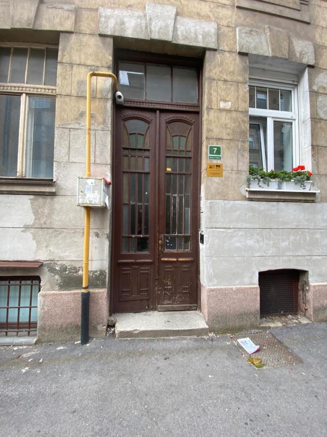 Studio Apartman Sandra Sarajevo Exterior photo
